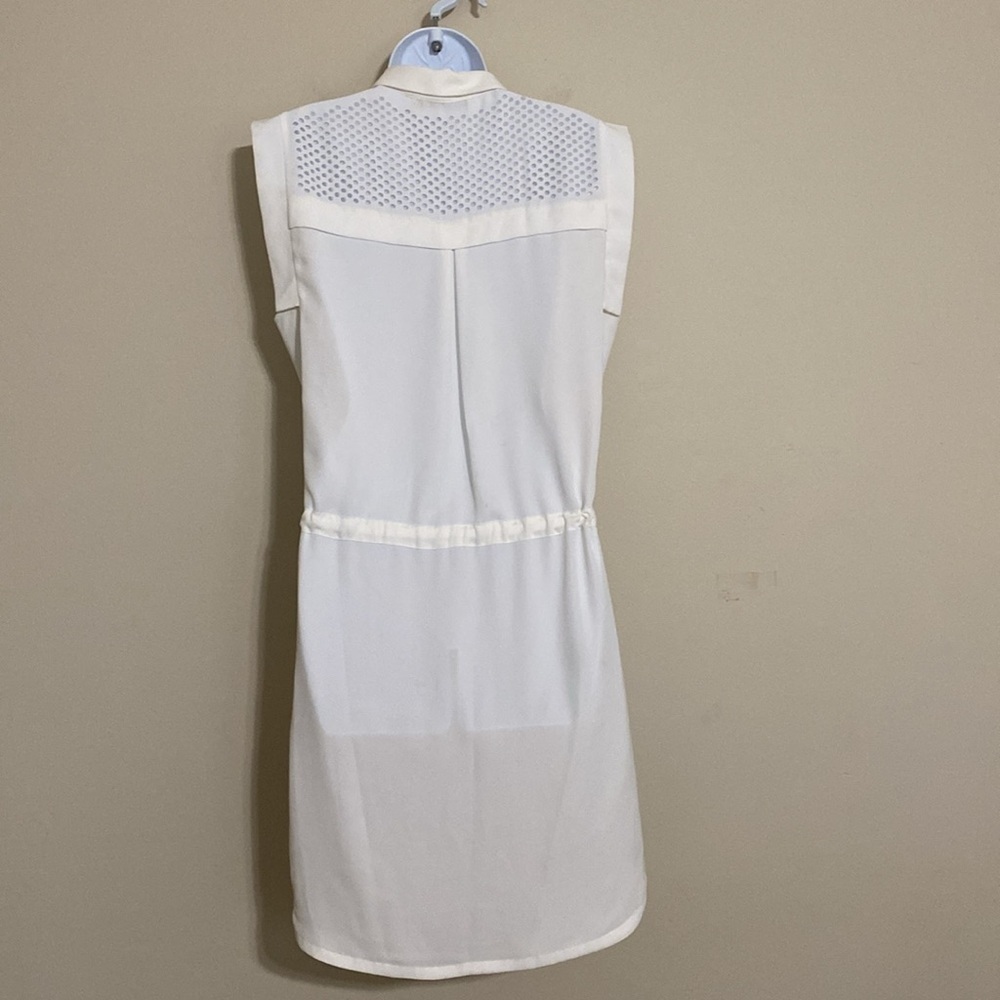 Trina Turk Tie Waist Button Up Sleeveless White Shirt Dress women 6 casual beach - Picture 3 of 9